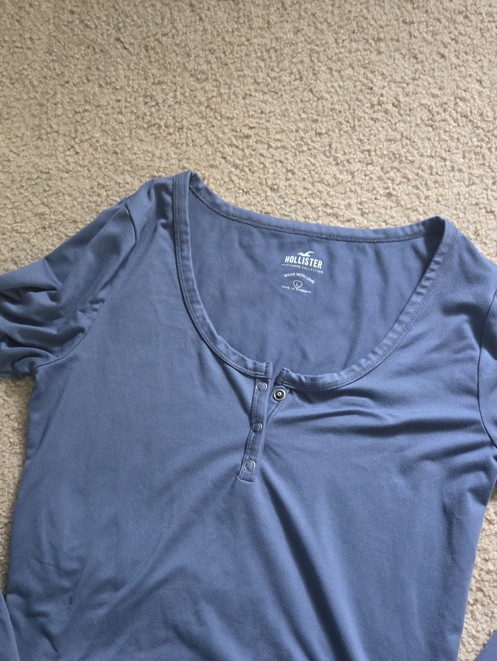 Hollister Women's Slate Blue Scoop-Neck Long Sleeve Tee
